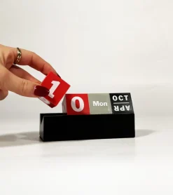 Mox Calendrier perpétuel en cubes