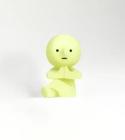 Baby watch Figurine fluorescente Smiski - série Yoga