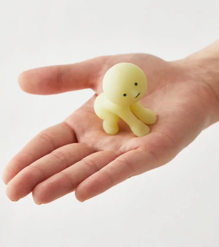 Baby watch Figurine fluorescente Smiski - série Living