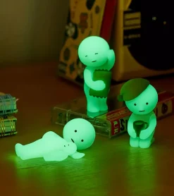 Baby watch Figurine fluorescente Smiski - série Bed