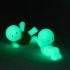 Baby watch Figurine fluorescente Smiski - série Exercising