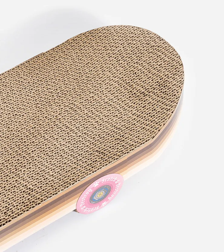 suck uk Griffoir skateboard pour chats