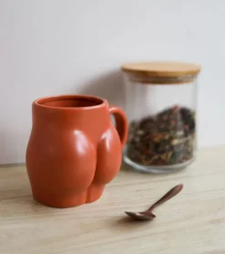 FISURA Mug ass