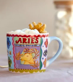 Eleanor Bowmer Mug du Zodiaque